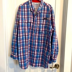 Columbia, size XXL, PFG button down
